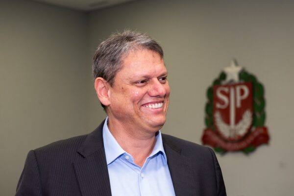 tarcisio-diz-ao-stf-que-indenizacao-por-‘excesso-de-trabalho’-vai-estimular-procuradores-do-estado
