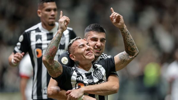 brasileirao:-atletico-mg-supera-sao-paulo-e-volta-a-vencer-na-arena-mrv