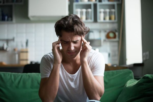 enxaqueca:-estudo-sugere-que-“apagao-cerebral”-pode-ser-causa