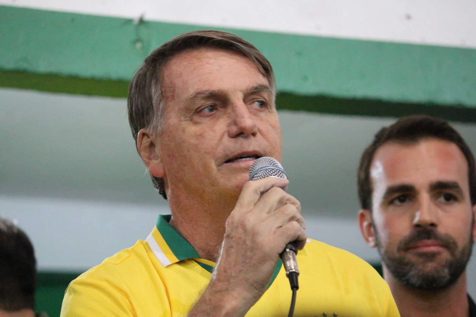 bolsonaro-volta-a-prestar-solidariedade-a-trump:-“maior-lideranca-conservadora-do-mundo”