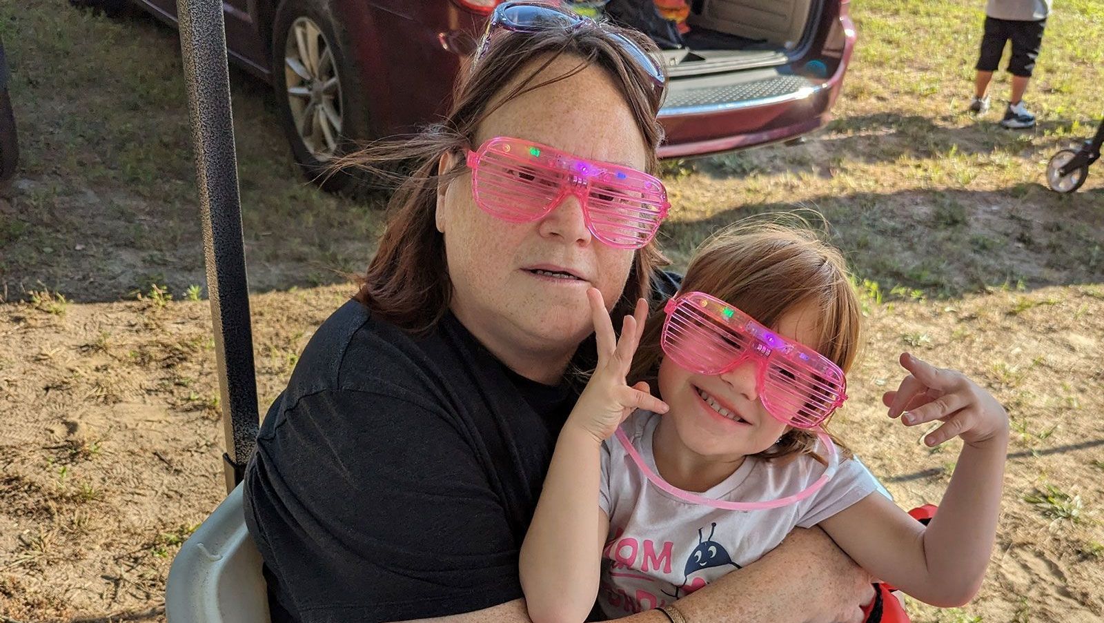 mulher-com-suporte-circulatorio-mecanico-que-recebeu-rim-de-porco-morre-nos-eua