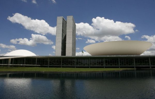 waack:-bagunca-sobre-desoneracao-e-obra-coletiva