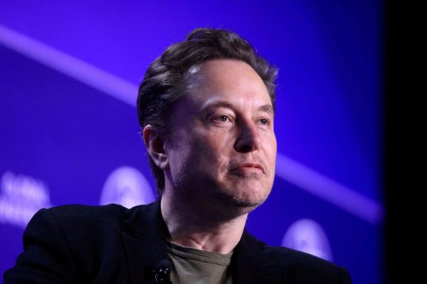 musk-diz-que-vai-tirar-sedes-da-spacex-e-x-da-california