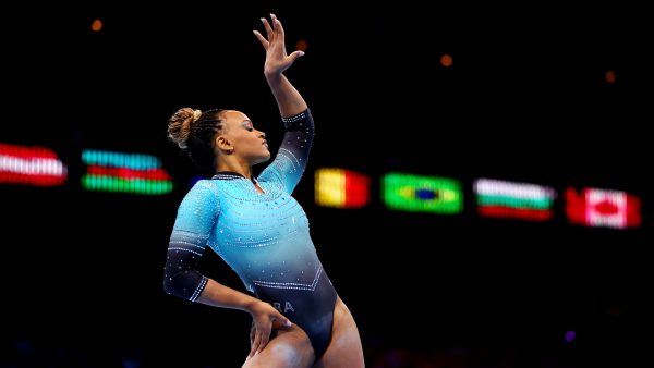 sem-baile-de-favela,-rebeca-andrade-apresenta-novo-solo-em-paris:-“combinou-demais-comigo”