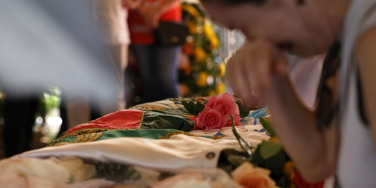 rosa-magalhaes-foi-velada-e-homenageada-por-amigos-e-escolas-de-samba