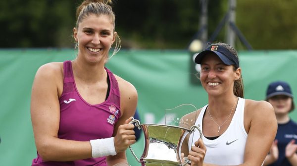 bia-haddad-e-luisa-stefani-no-tenis:-horario-e-onde-assistir-a-estreia-da-dupla-brasileira