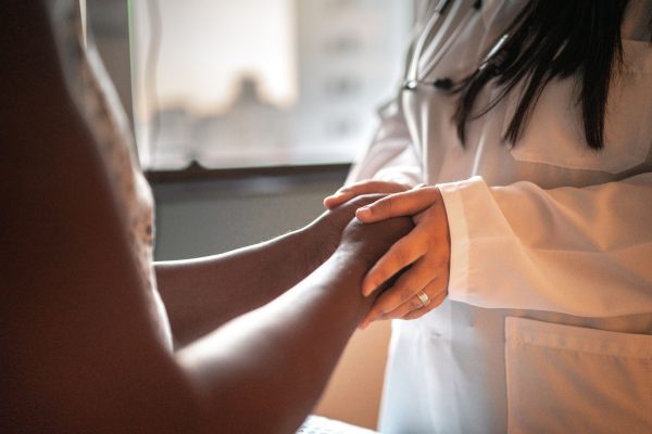 geracao-x-e-millennials-tem-risco-maior-para-17-tipos-de-cancer,-diz-estudo
