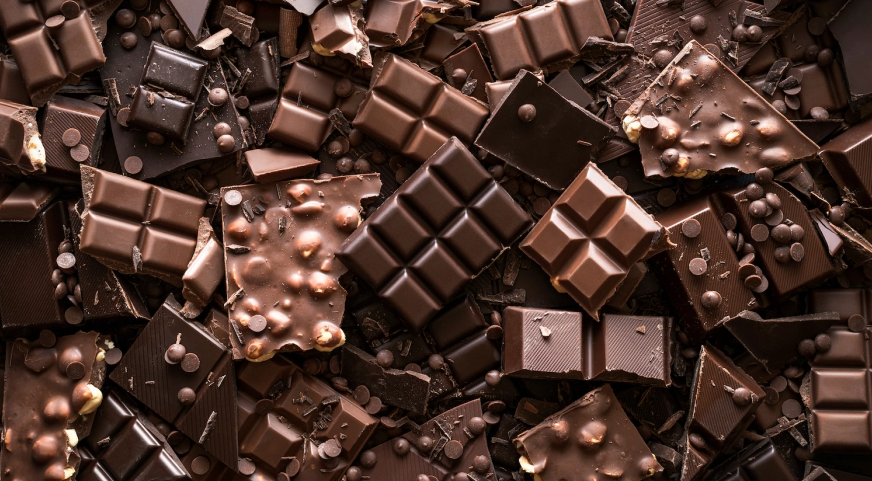 estudo-aponta-presenca-de-chumbo-e-cadmio-em-chocolate-amargo