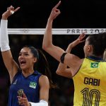 volei:-brasil-vence-a-republica-dominicana-e-se-classifica-a-semifinal