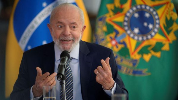 todo-mundo-agora-sabe-que-quem-troca-ministros-sou-eu,-diz-lula-em-reuniao-ministerial