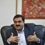 sob-novas-acusacoes,-imperio-de-gautam-adani-perde-bilhoes-em-valor-de-mercado