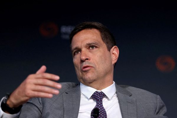 campos-neto-chama-debate-fiscal-nos-eua-de-“frouxo”-e-diz-que-tarifar-china-pode-afetar-brasil
