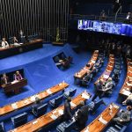 relator-apresenta-novo-parecer-e-ccj-do-senado-adia-votacao-da-pec-do-banco-central