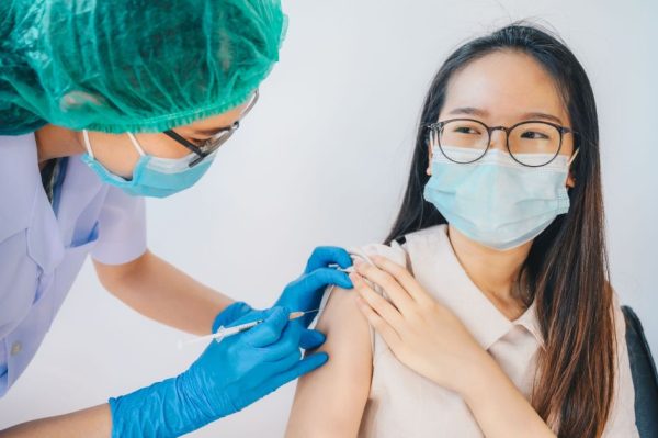 cancer-evitavel:-entenda-a-importancia-da-vacinacao-de-jovens-contra-o-hpv