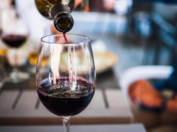 beber-vinho-faz-bem-para-a-saude?-veja-o-que-especialistas-dizem