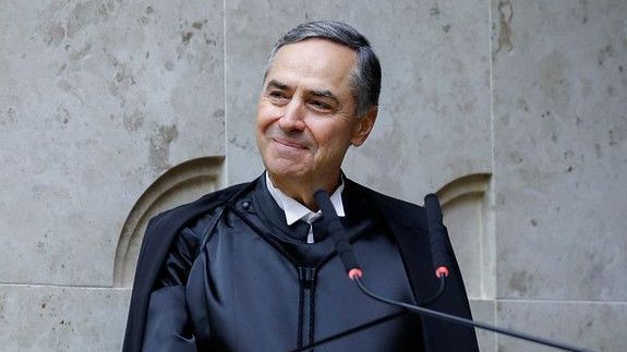 governo-aguarda-reuniao-entre-poderes-para-negociar-emendas-“por-etapas”