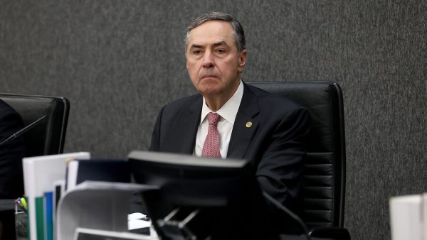 emendas:-stf,-congresso-e-governo-anunciam-“consenso”-por-transparencia