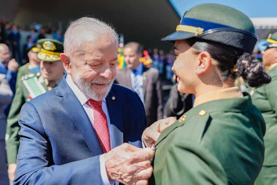 lula-condecora-militares-medalhistas-olimpicos-em-evento-do-dia-do-soldado