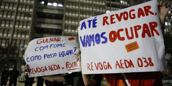 uerj-apresenta-proposta-para-tentar-negociar-com-estudantes