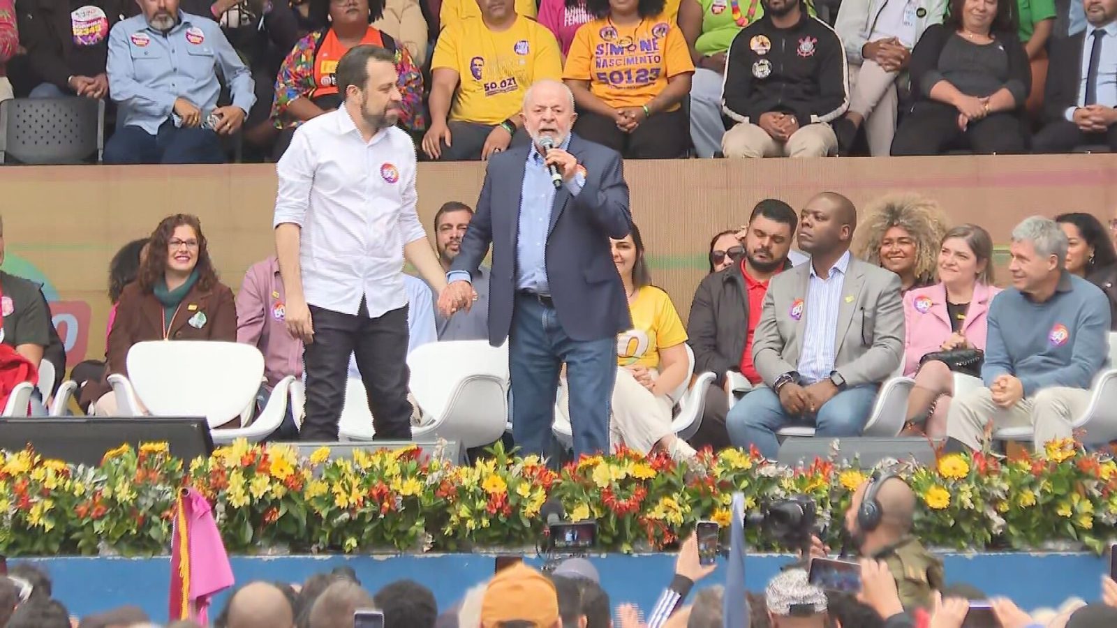 podia-ter-chamado-de-invasor-de-terra,-mas-resolvi-conversar,-diz-lula-sobre-como-conheceu-boulos