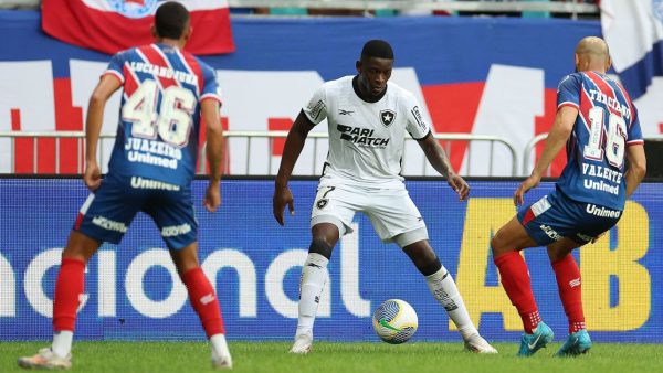 botafogo-para-na-trave,-empata-com-bahia-e-perde-lideranca-do-brasileirao