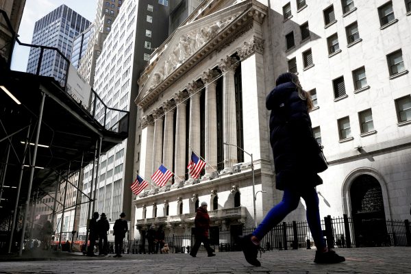 bolsas-de-ny-fecham-em-alta-com-novo-recorde-do-dow-apos-inflacao-dos-eua-sem-surpresas