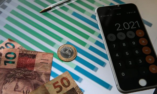 waack:-pib-alto-reforca-no-governo-atual-politica-economica
