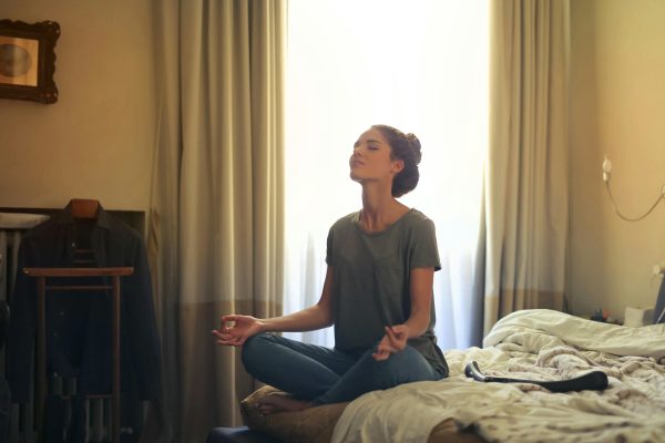 meditacao-pode-aliviar-dor-e-nao-e-“efeito-placebo”,-mostra-estudo