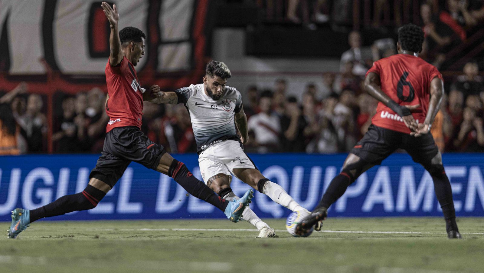 corinthians-x-atletico-go:-horario-e-onde-assistir-ao-jogo-pelo-brasileirao