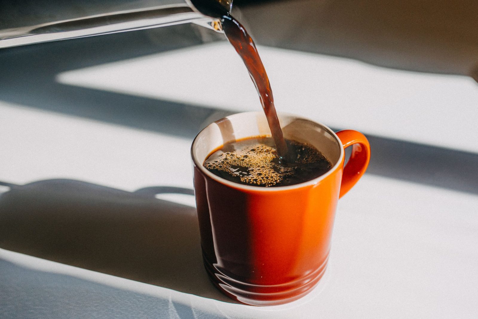 existe-abstinencia-de-cafe?-veja-o-que-a-falta-de-cafeina-faz-com-o-corpo