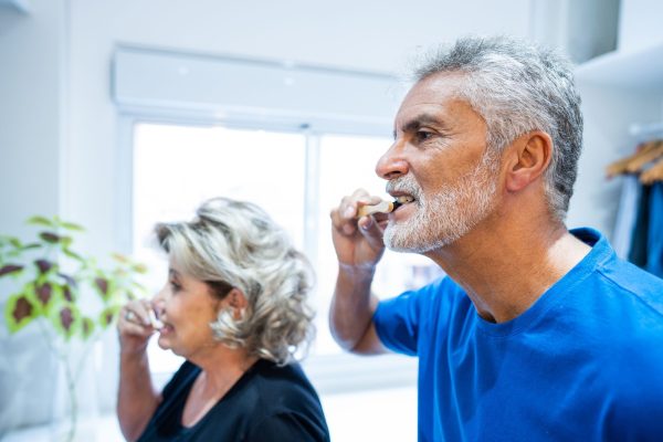 milhoes-de-brasileiros-vivem-sem-nenhum-dente:-entenda-impactos-na-saude