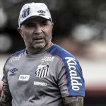 santos-negocia-retorno-do-tecnico-jorge-sampaoli-para-2025