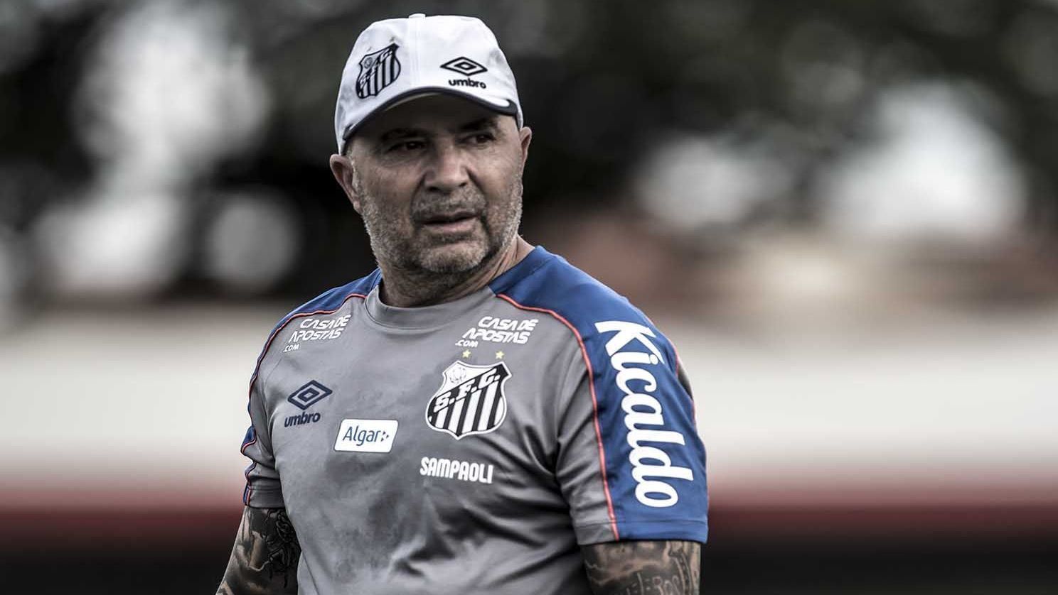santos-negocia-retorno-do-tecnico-jorge-sampaoli-para-2025