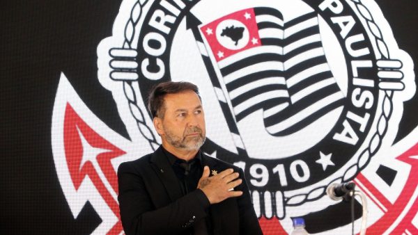 saf-no-corinthians?-augusto-melo-decreta-planos-da-gestao-sobre-o-topico
