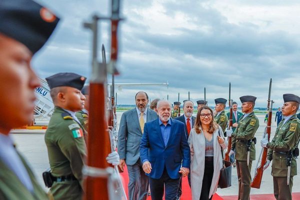 o-que-se-sabe-sobre-o-aviao-de-lula-que-teve-problema-tecnico-no-mexico