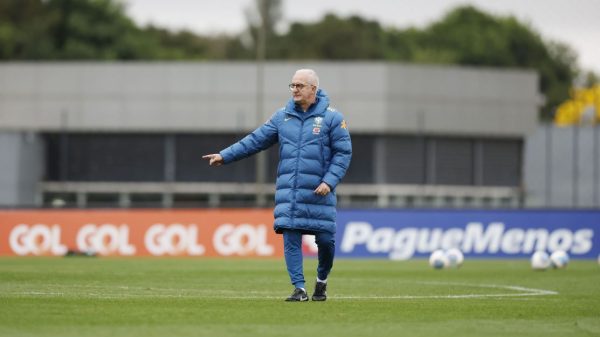 cbf-“troca”-corinthians-por-palmeiras-em-treino-da-selecao-brasileira;-entenda