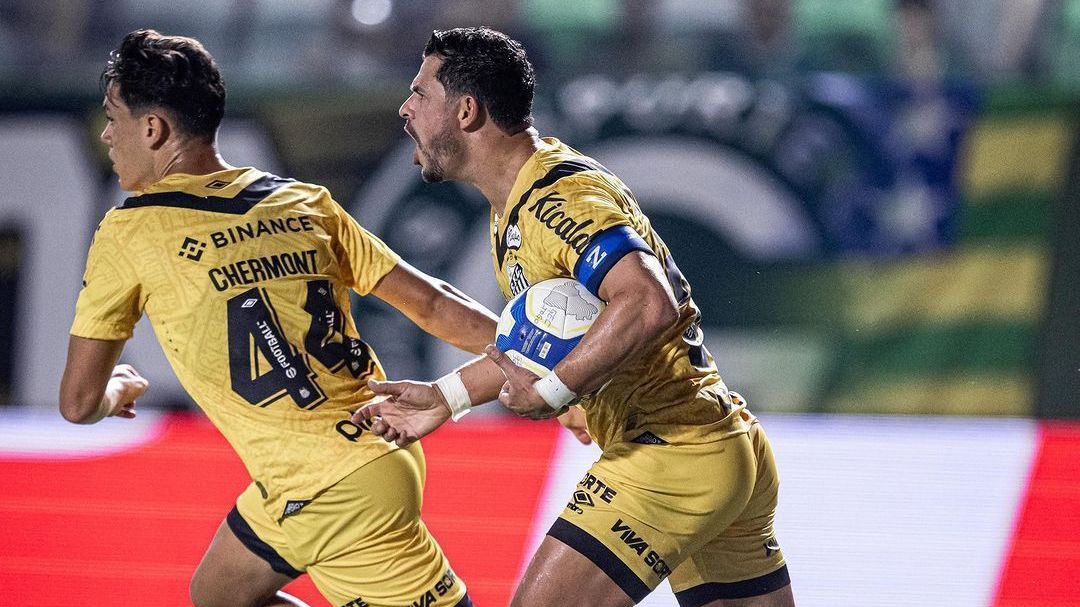 santos-perde-para-o-goias-e-desperdica-chance-de-assumir-lideranca-da-serie-b