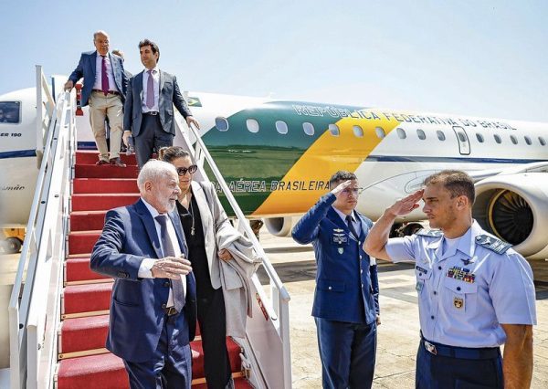 dez-dias-apos-pane,-fab-nao-tem-prazo-para-acabar-investigacao-sobre-aviao-presidencial