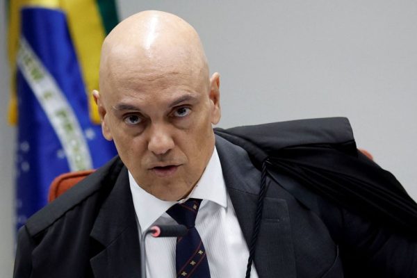 moraes-absolve-terceiro-morador-de-rua-preso-pelo-8-de-janeiro