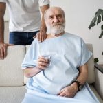 71,8%-dos-idosos-podem-receber-remedios-com-riscos-a-saude-durante-internacao