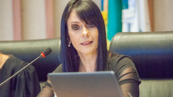 ex-diretora-do-ministerio-da-justica-deve-depor-a-pf-nesta-terca-(15)-sobre-bloqueios-em-2022