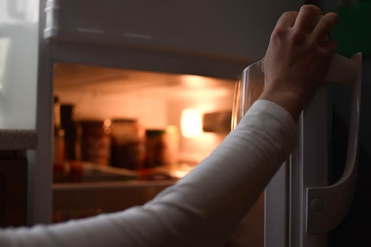 sem-luz-em-casa?-veja-os-cuidados-com-alimentos-estragados