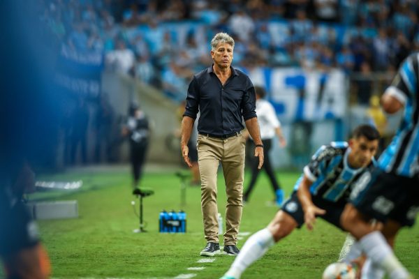grenal:-veja-opcoes-de-renato-para-montar-o-time-do-gremio
