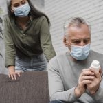 mais-de-70%-dos-pacientes-idosos-usam-medicamentos-com-risco-a-saude,-diz-estudo