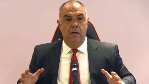 braz-sobre-suposta-camisa-do-fla-para-daronco:-“se-deu,-nao-adiantou”