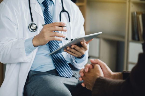 por-que-homens-nao-pensam-no-cancer-de-mama?