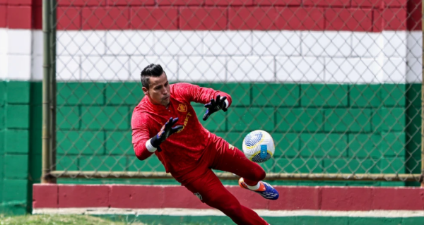 mano-menezes-se-derrete-por-mais-uma-atuacao-de-fabio-pelo-fluminense