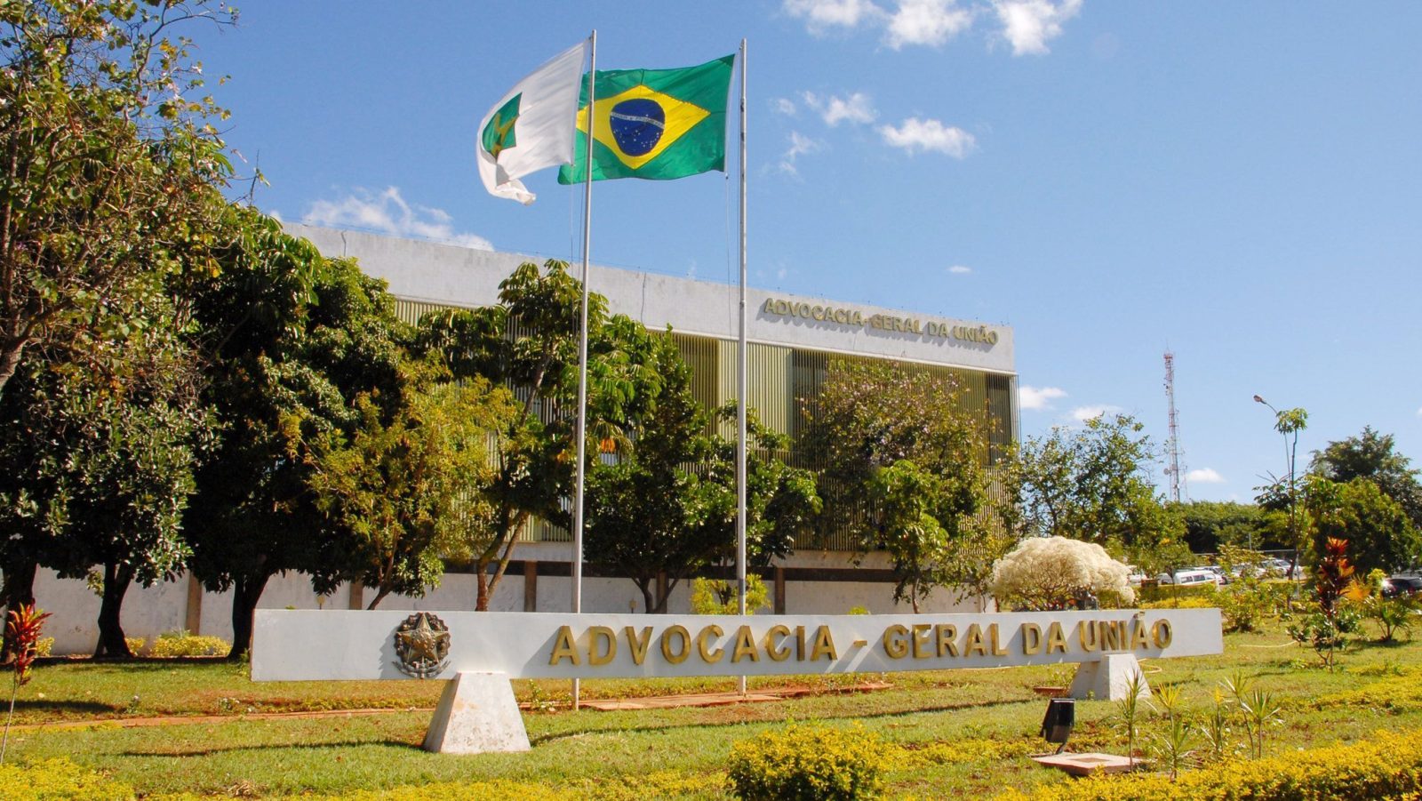 agu-diz-que-lei-de-bets-pode-ser-“incompleta”,-mas-ainda-e-valida