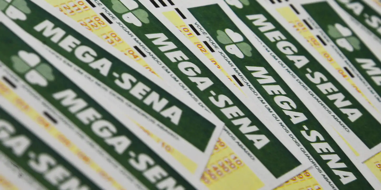 mega-sena-acumula-e-pagara-r$-95-milhoes-dia-29