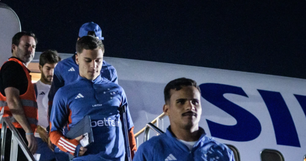 com-rafa-silva-e-cassio,-cruzeiro-desembarca-na-argentina-para-“decisao”